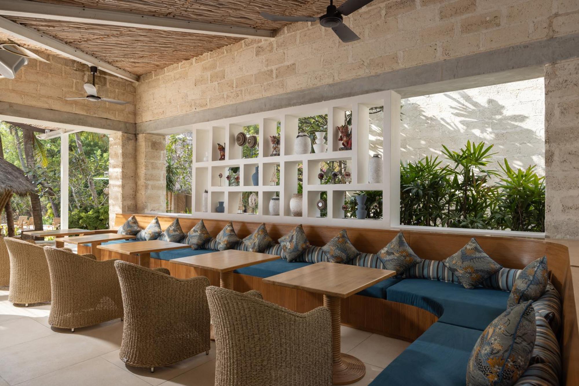 Semaya Beach Resort Tanglad Exterior photo